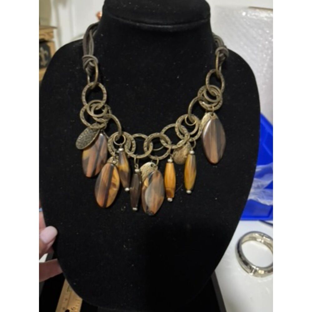vtg brass shell acrylic bead and leather band statement necklace